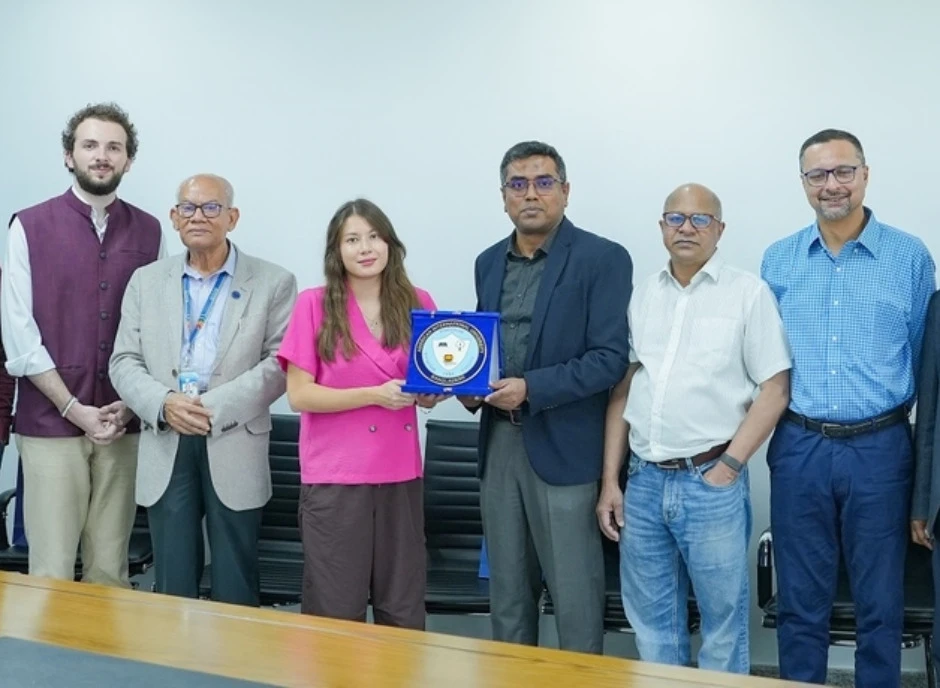 AIUB Hosts Information Session on EPITECH’s International MSc in IT Program in Paris, France